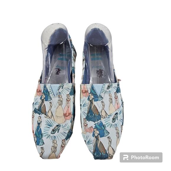 TOMS Disney Princess Alpargatas NWOT Women's Size 10 - Picture 2 of 8